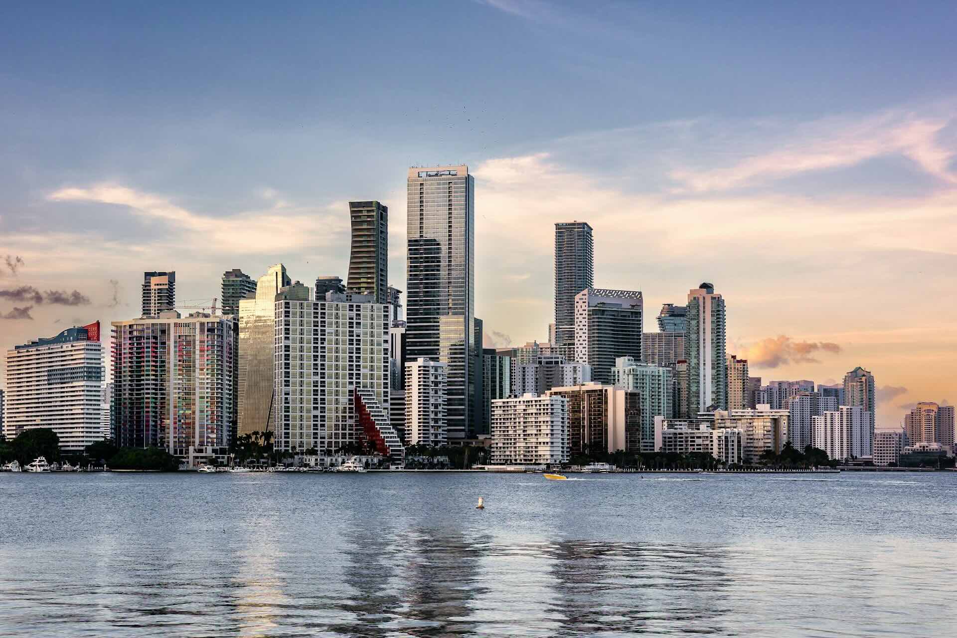 Rates Are Falling: What It Means for Miami Buyers and Sellers