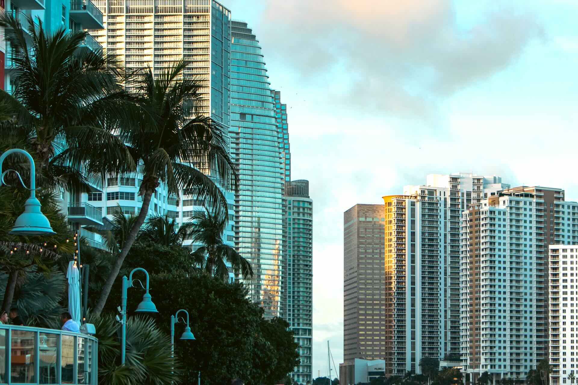 How Building Rules Impact Rental Income in Miami