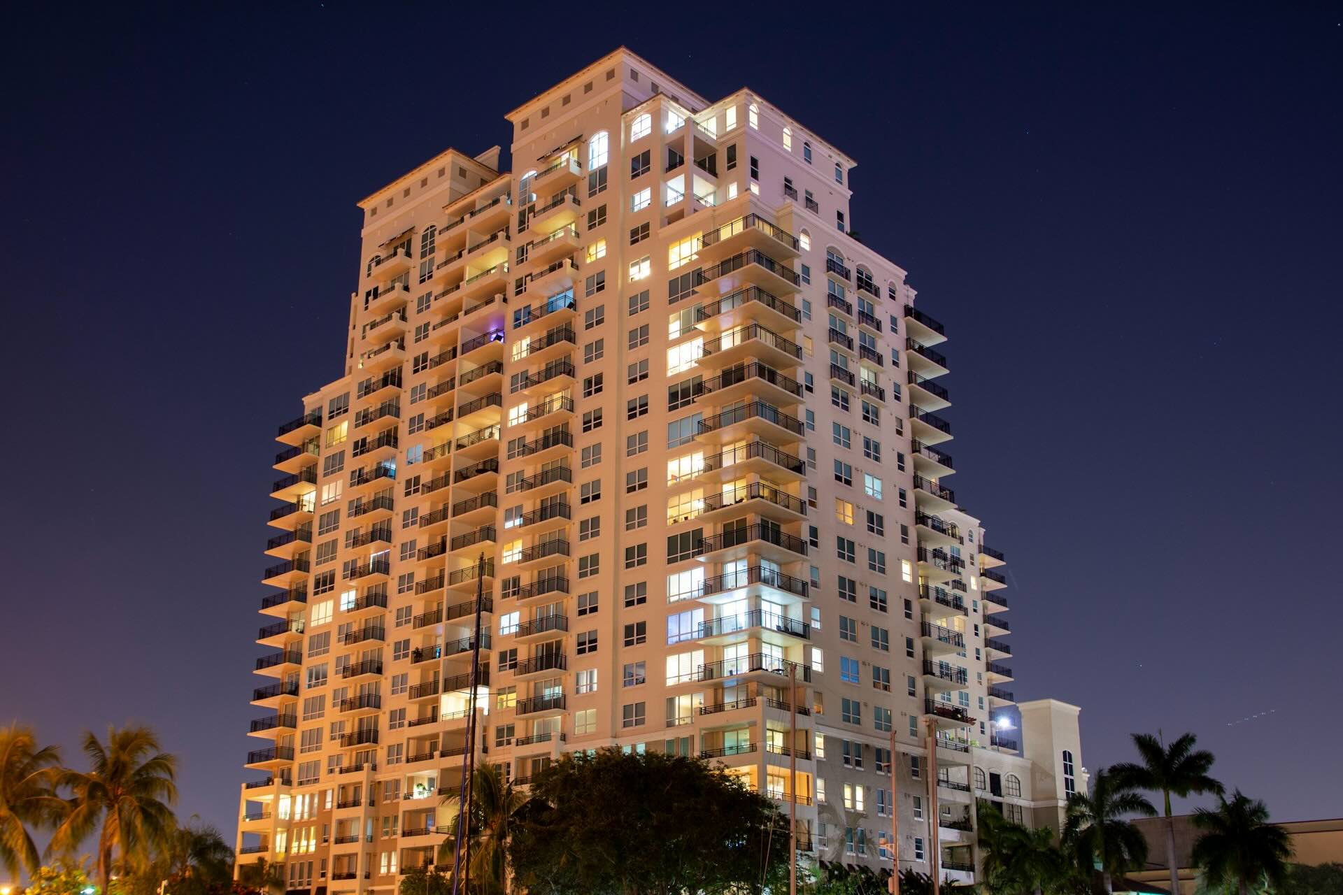 Short Term Rentals vs SPY, Which Investment Fits You Best